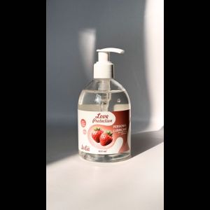 Лубрикант на водной снове Love Protection Strawberry с ароматом клубники - 300 мл.