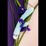 Мятный вибратор-кролик Iris - 22 см.
