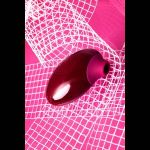 Бордовый вакуумный стимулятор клитора Myrty