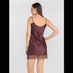 Короткая сорочка на узких бретелях из искусственного шелка