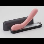 Розовый изогнутый вибратор Iroha Mai Toki - 17,4 см.