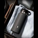 Смуглый мастурбатор-вагина в корпусе-бутылке F*ck Flask