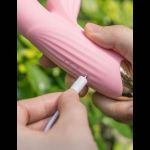 Розовый вибратор Anita с возвратно-поступательными движениями и вакуумом - 21,1 см.