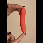 Коралловый мини-вибратор Atom - 11,5 см.