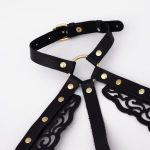 Черная кожаная портупея с резными элементами